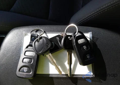 2013 Hyundai Elantra Gs из США, поврежденный, VIN KMHDH6AE2DU009266